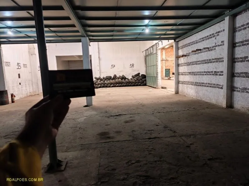 Imagem Galpão para Venda em RIO DE JANEIRO, Bonsucesso, 2 banheiros