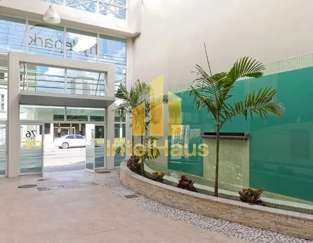 Imagem Galeria comercial Hyde Park, localizada em frente a FAE/Bom Jesus, ligação entre as Ruas 24 de Mai...