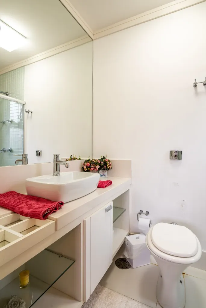 Imagem Luxuosa casa em condomínio à venda em Campos do Jordão-SP, Jardim Andirá: 4 quartos, 2 suítes, 4 banheiros, 3 vagas, 400m²!