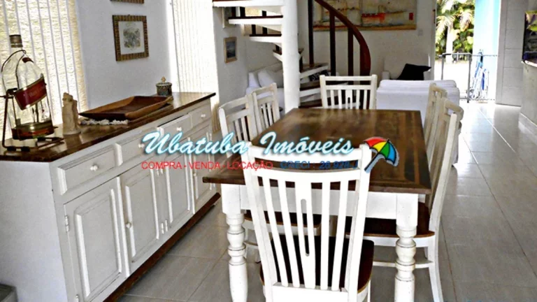 Imagem Linda casa em condomínio Fechado