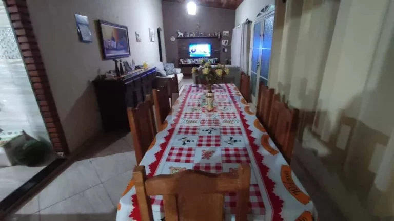 Imagem CHÁCARA REUNIDAS COM PISCINA