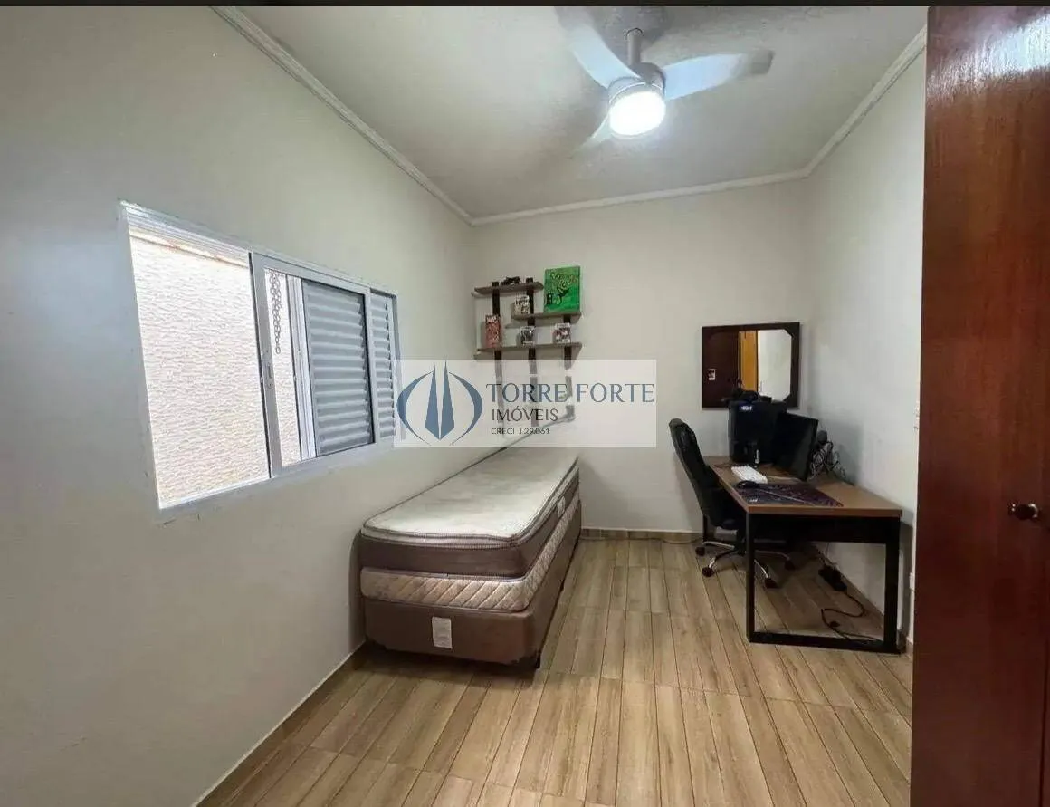 Imagem Linda Casa com 4 dormitorios 3 banheiros 2 vagas em Itaquera.