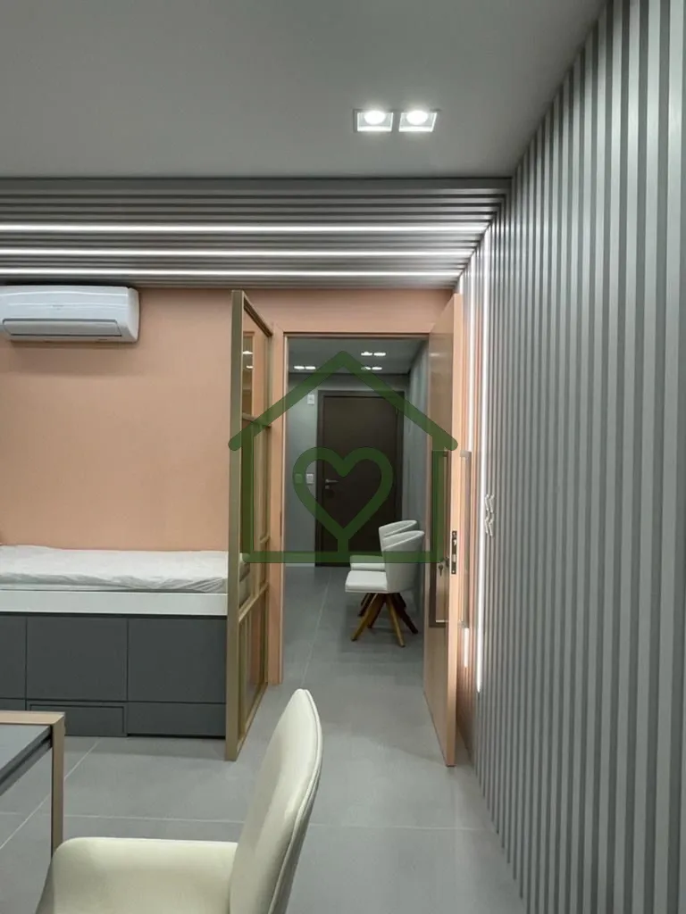 Imagem Sala comercial de alto padrão em condomínio de luxo com 40 m2 totalmente decorada e mobiliada por ...