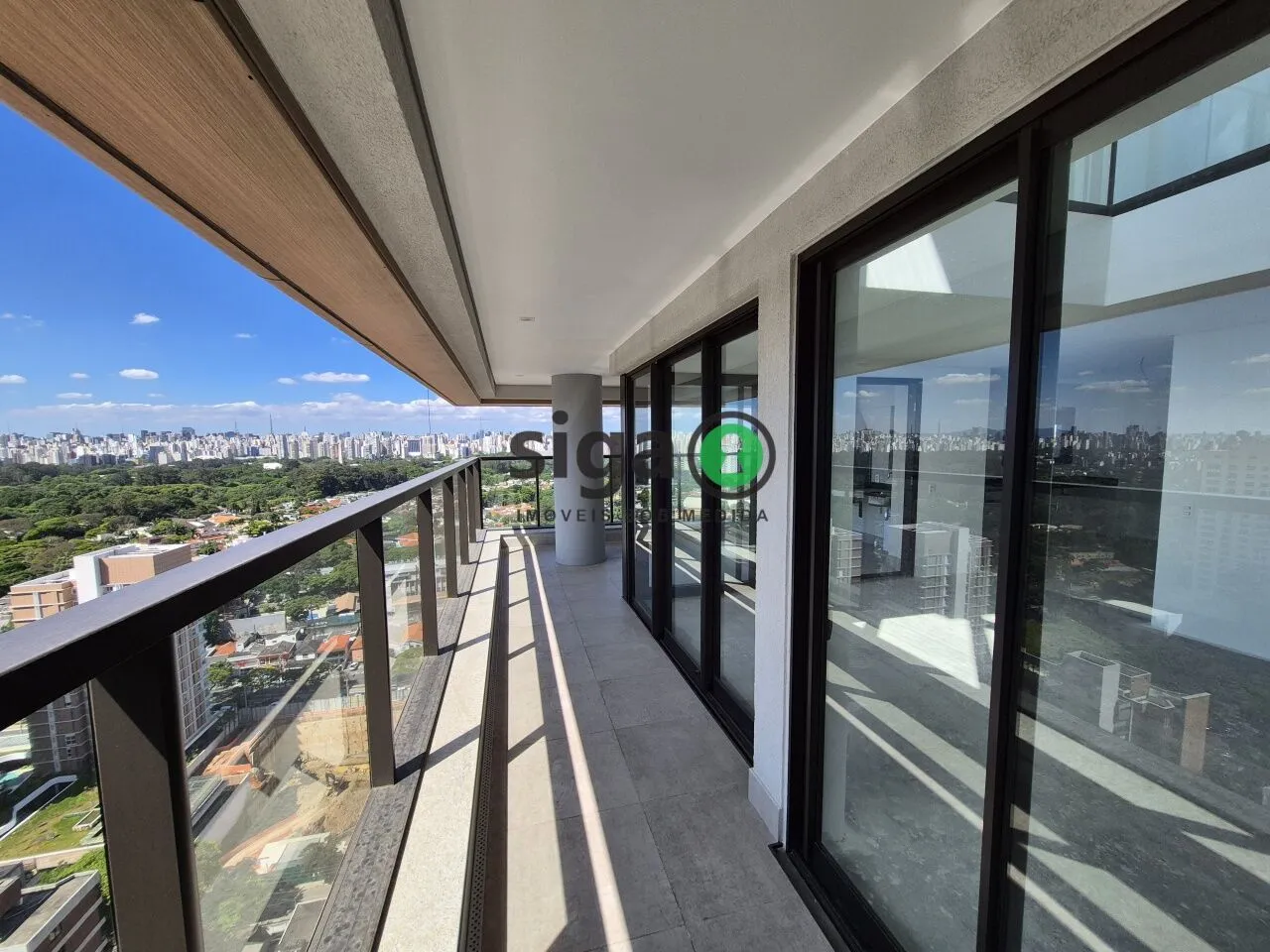 Imagem COBERTURA a venda em Moema com 4 quartos- 4 suítes