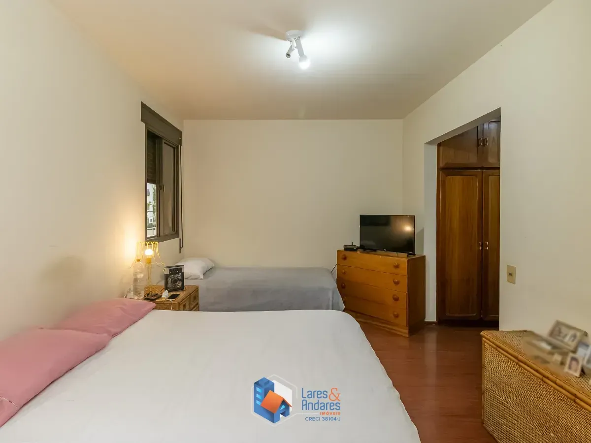 Imagem Apartamento para venda em Moema com 4 quartos, sendo 2 suítes, 170m²