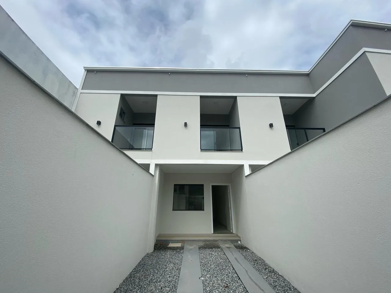 Foto do imóvel Casa à venda com 69m2 por R$ 610.000,00