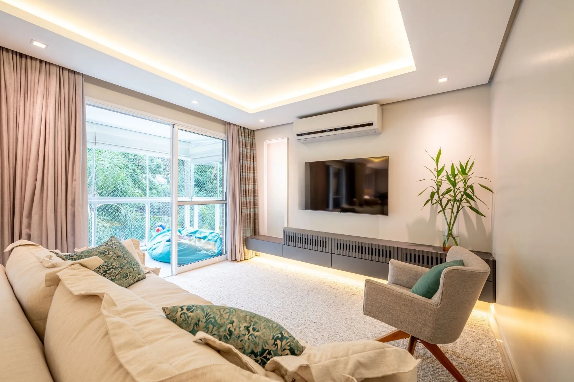 Imagem Apartamento 3 dormitórios, sendo 3 suítes e 3 vagas