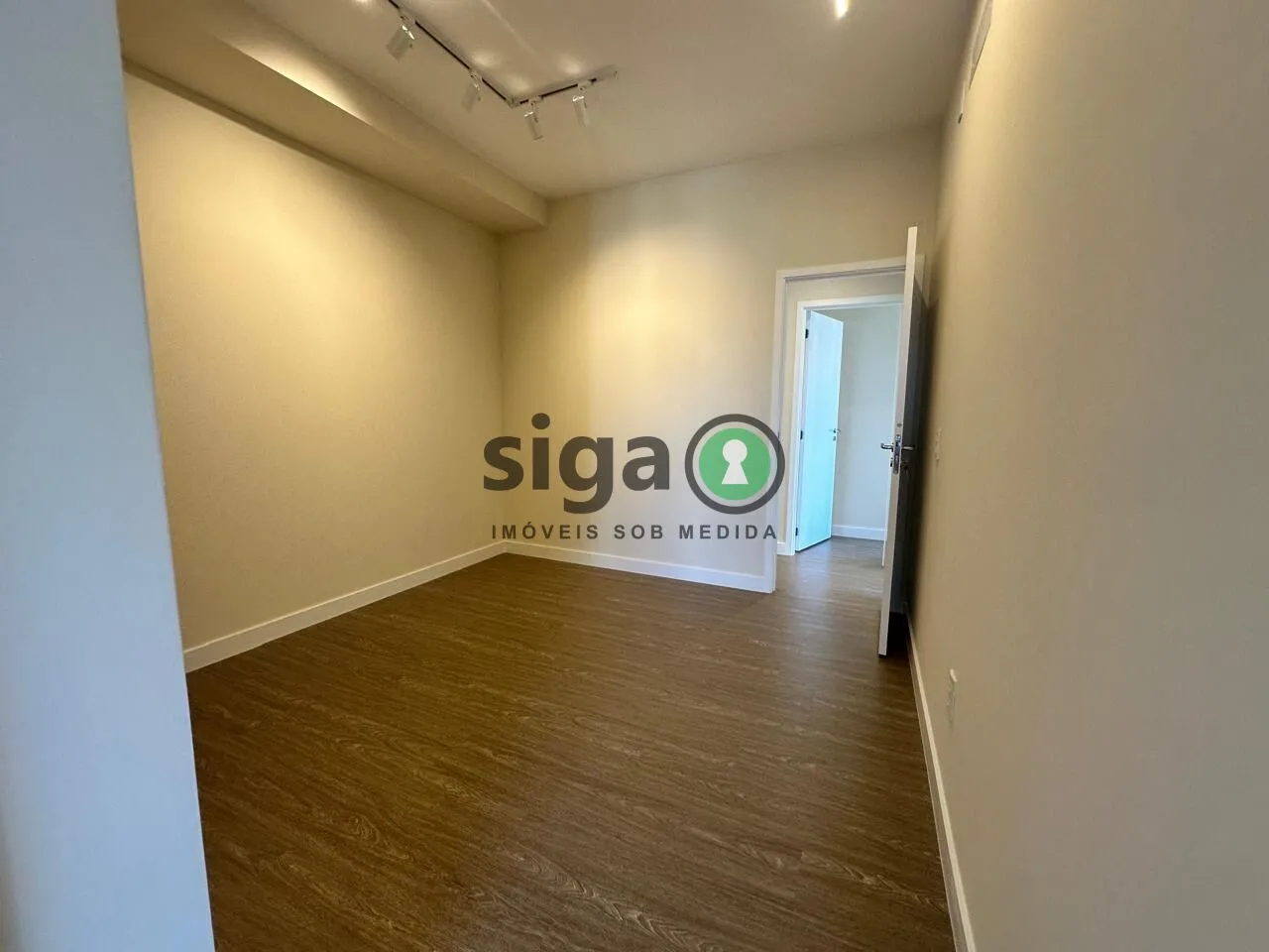 Imagem OPORTUNIDADE NO EZ PARQUE DA CIDADE 196m² 3 SUÍTES