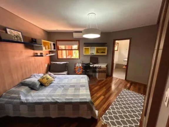 Imagem Linda casa de esquina, 260m², 3 suítes, 4 vagas, com estação de recarga para carro elétrico