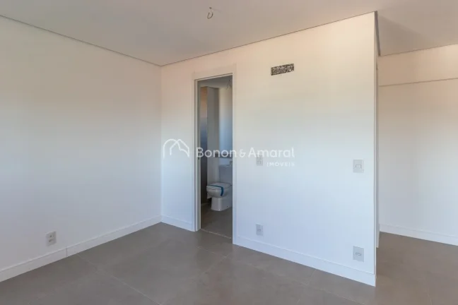 Imagem Apartamento com 1 dormitório suíte, lavabo, sala de jantar, sala de estar, cozinha, área de servi...