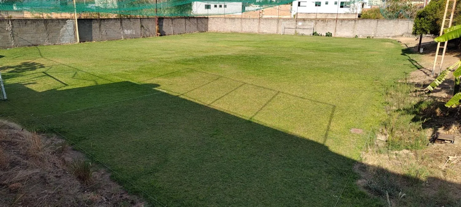 Imagem Vendo uma excelente chácara em Itaúna/MG, com 3.500 m²,