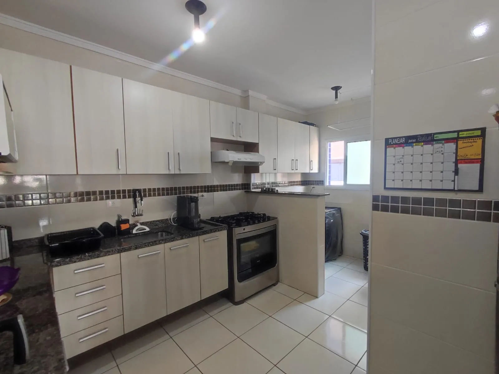 Imagem Espaçoso Apartamento na Praia Grande - VILA TUPI