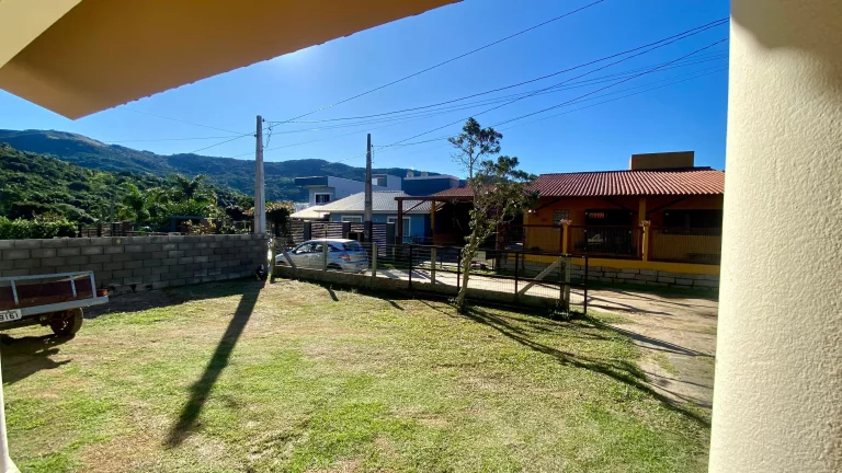Imagem Casa à venda em Areias de Macacu, Garopaba-SC: 3 quartos, 140m² e muito conforto!
