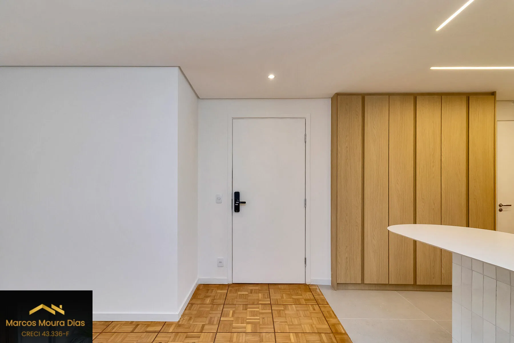 Imagem Apartamento Reformadíssimo 3 Suites, 141 m2, no Jardins