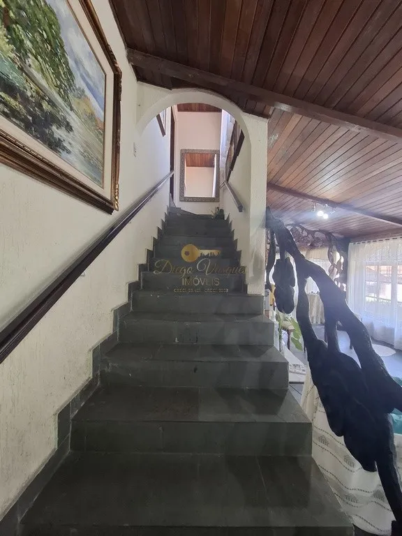 Imagem Casa para Venda em Teresópolis / RJ no bairro Santa Cecília