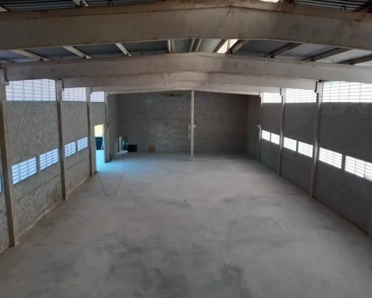 Imagem LOCAÇÃO GALPÃO 1.700,00 M ÁREA CONSTRUÍDA TERRENO 3.248,00 M 25 VAGAS ENTRADA PARA CAMINHÃO ESTRADA EMBÚ / COTIA 600 METROS ROD. RAPOSO TAVARES