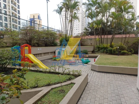 Imagem Apartamento 130m² em Moema com 3 vagas e lazer completo.