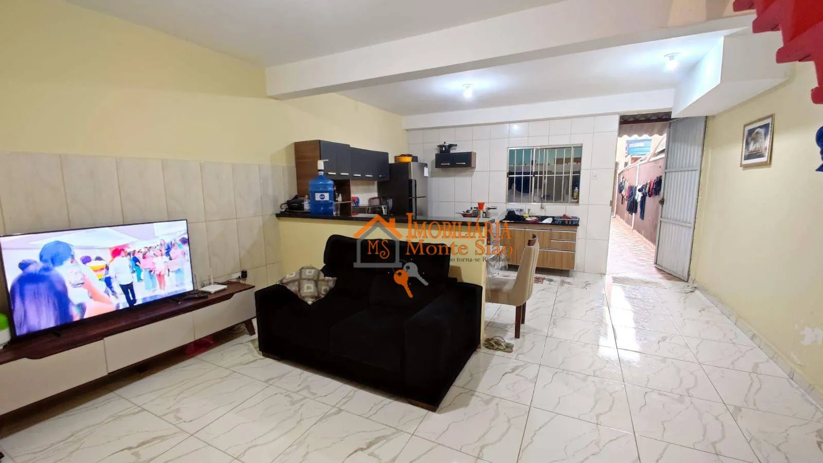Imagem Sobrado à venda com 3 casas, 250 m² por R$ 450.000 - Parque Primavera - Guarulhos/SP