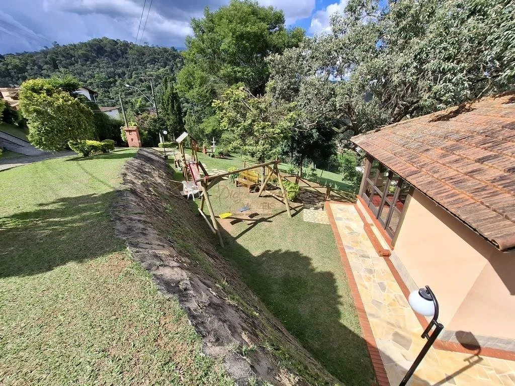 Imagem Terreno em Condomínio para Venda em Teresópolis / RJ no bairro Albuquerque