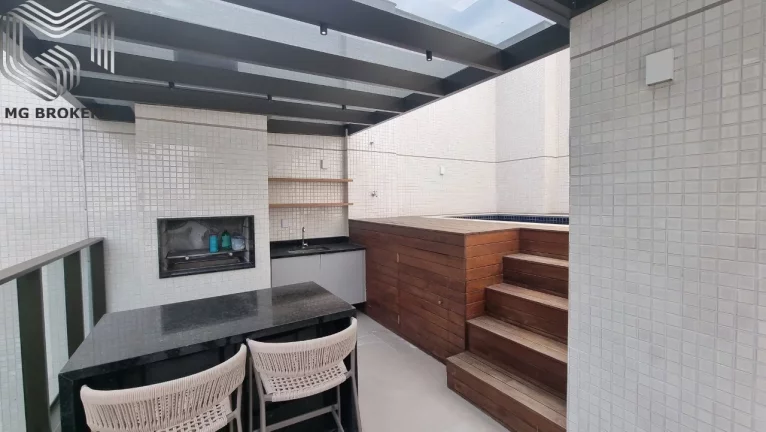 Imagem Venda de Cobertura de Luxo na Barra da Tijuca, RJ - 3 Quartos, 1 Suíte, 2 Salas, 3 Vagas de Garagem - 159,83m²