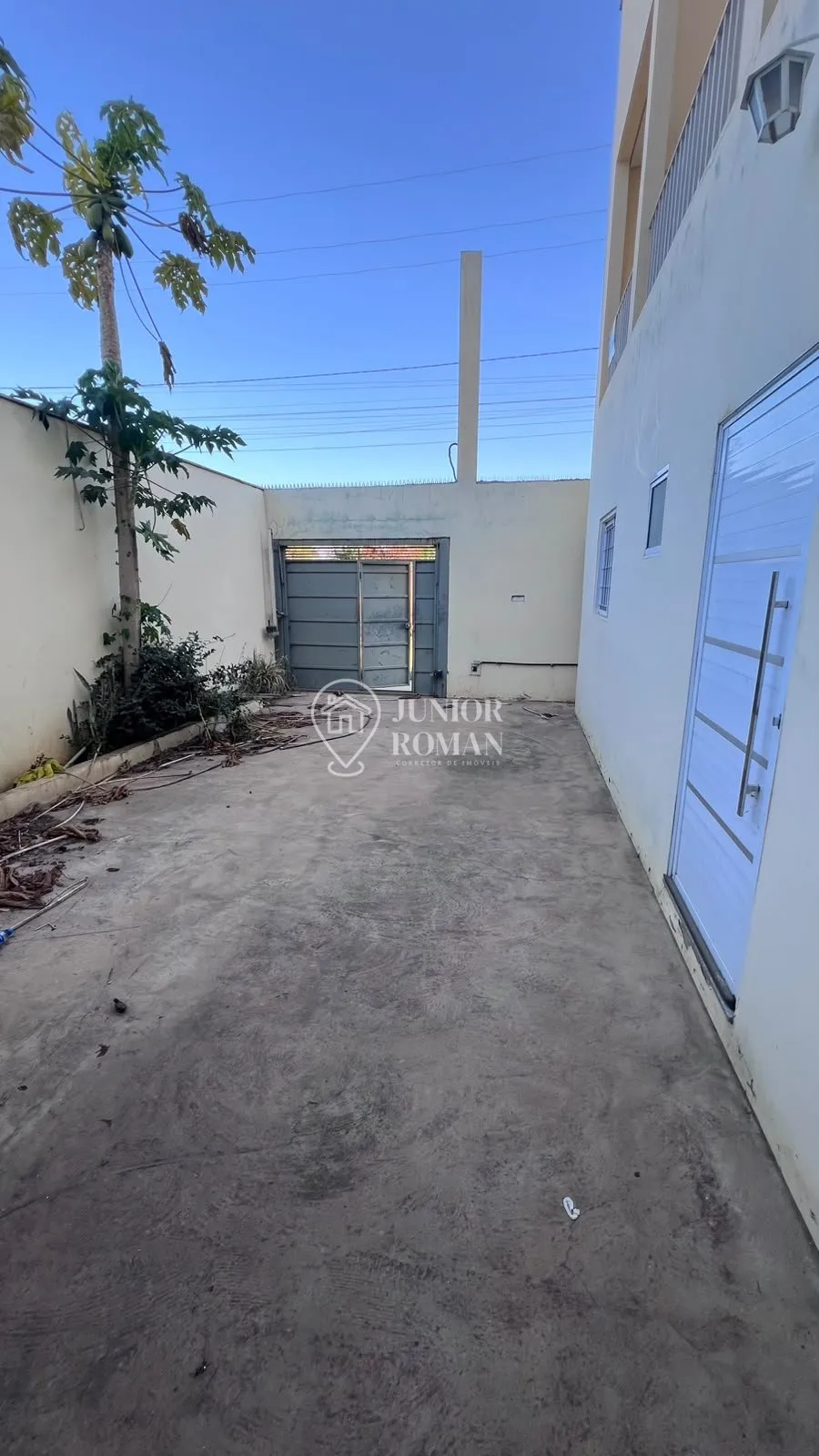Imagem SOBRADO 4 DORM l 3 SUITES l PISCINA l ENERGIA SOLAR l ÁREA GOURMET l MORADA NOBRE - BARREIRAS/BA