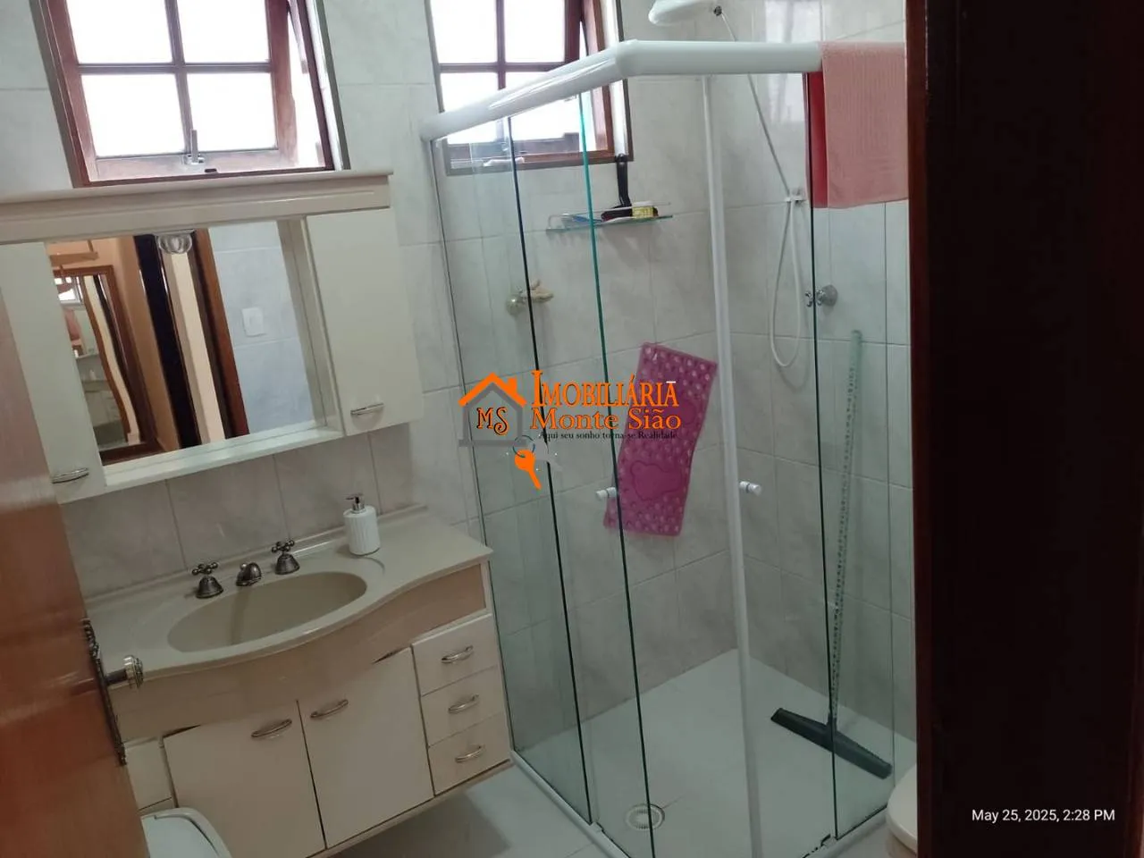 Imagem Sobrado com 3 dormitórios à venda, 164 m² por R$ 760.000,00 - Vila Rosália - Guarulhos/SP