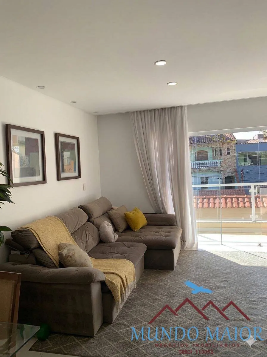 Imagem Sobrado Luxo à Venda: Jardim Las Vegas, Santo André/SP - 3 Qts + Quintal!