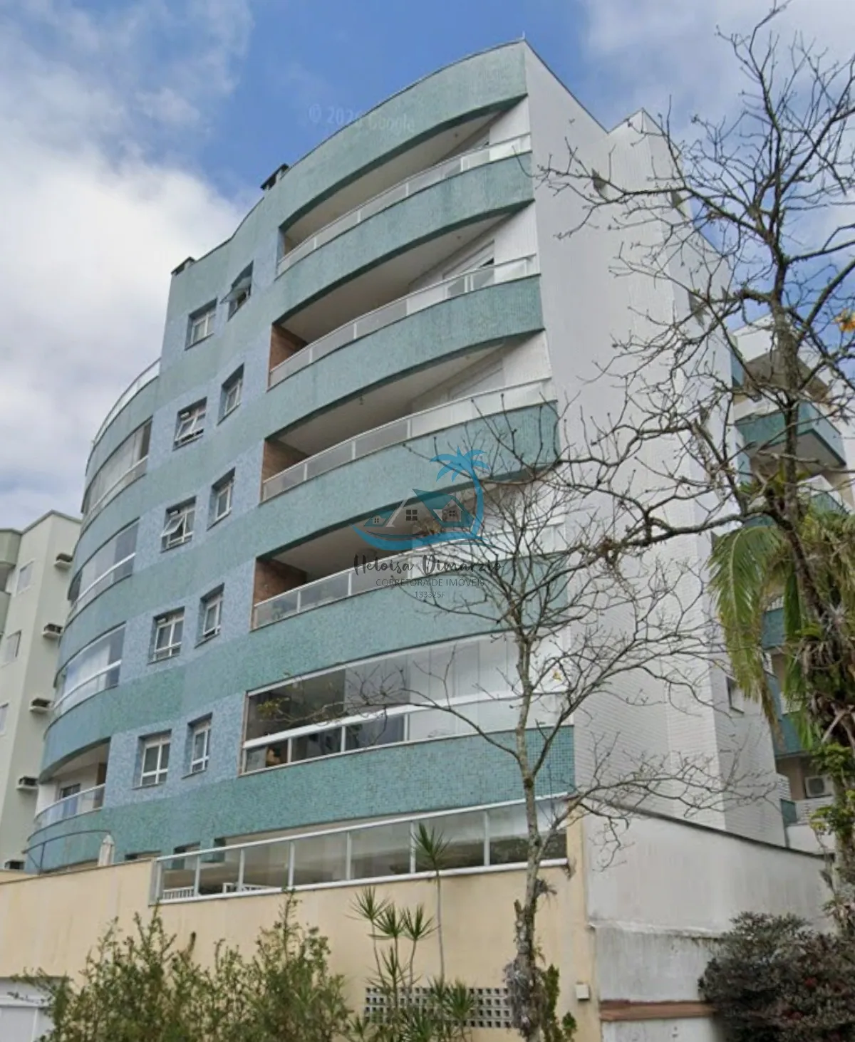 Imagem Apartamento de alto padrão com 3 dormitórios e 3 vagas no Parque Vivamar em Ubatuba