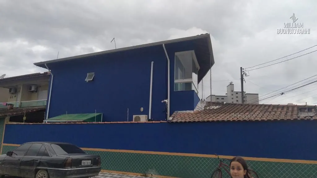 Imagem SOBRADO À VENDA - CONFORTO E ESPAÇO PARA SUA FAMÍLIA!