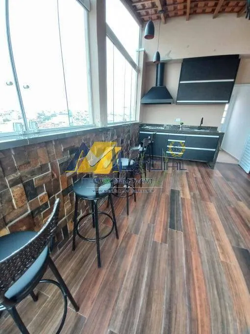 Imagem Vendo Sobrado em Santo André, Vila F. Matarazzo