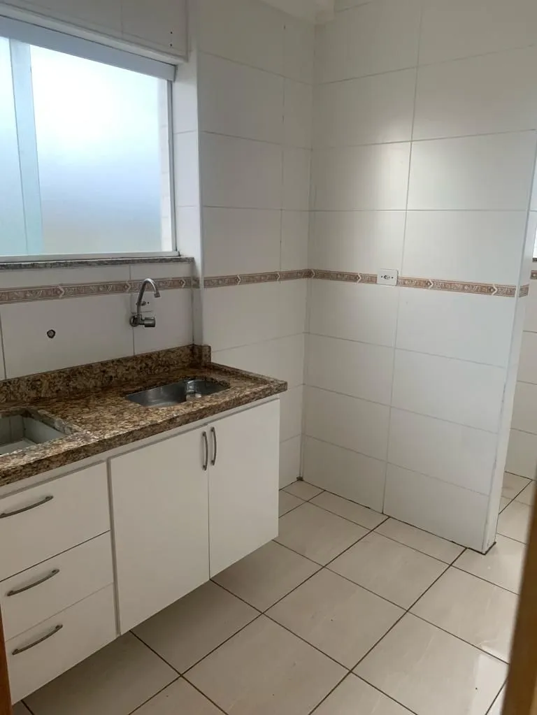 Imagem Viva com Conveniência no Edifício Dezzmai II: Apartamento Bem Localizado em São Vicente-SP