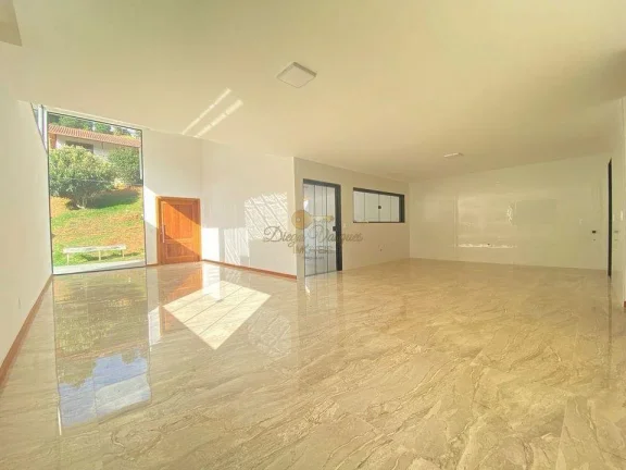 Imagem Casa em Condomínio para Venda em Teresópolis / RJ no bairro Albuquerque