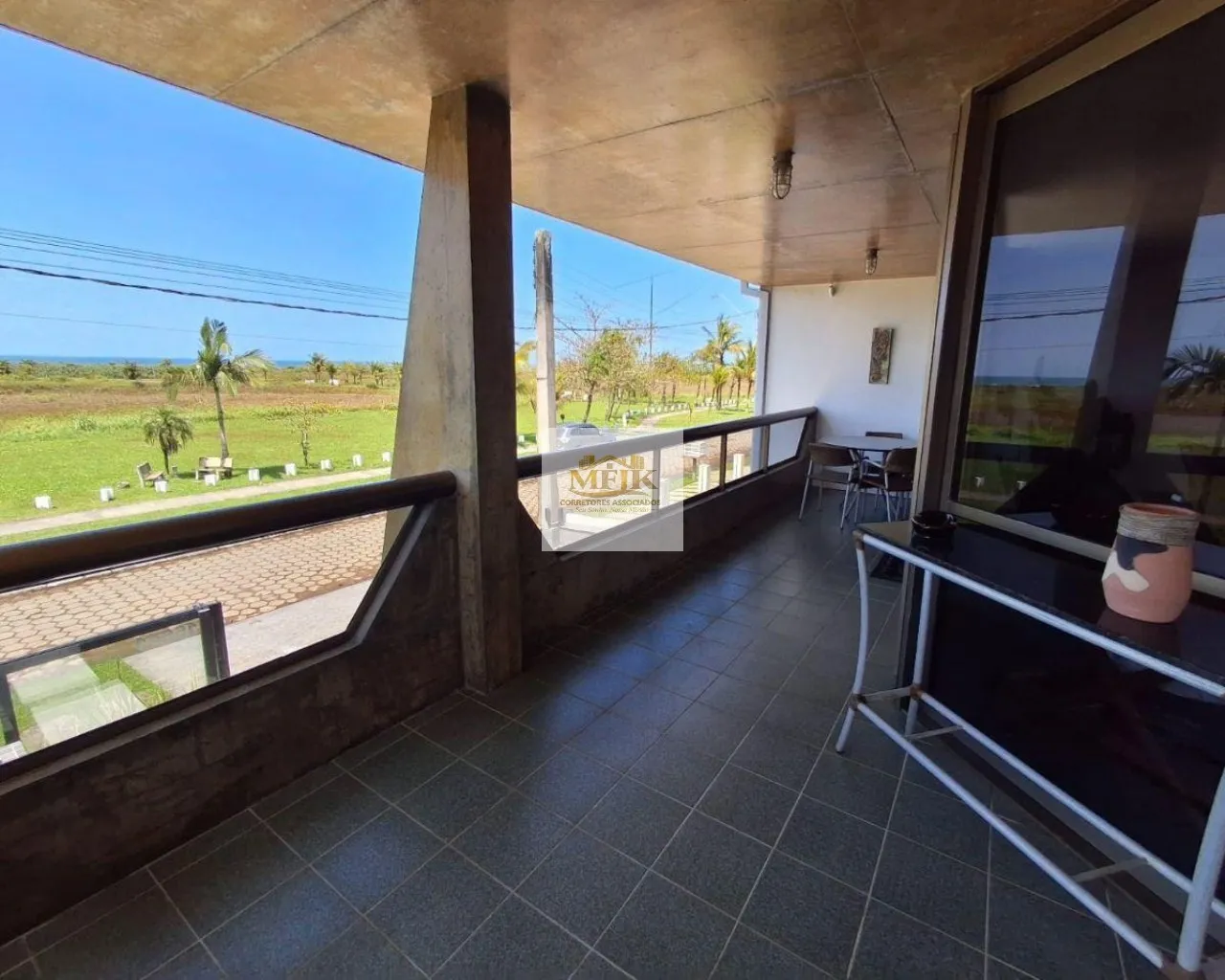 Imagem Imperdível! Casa beira mar com 4 suítes no Atami Norte, Pontal do Paraná-PR - 297m² - 2 vagas - Agende sua visita!