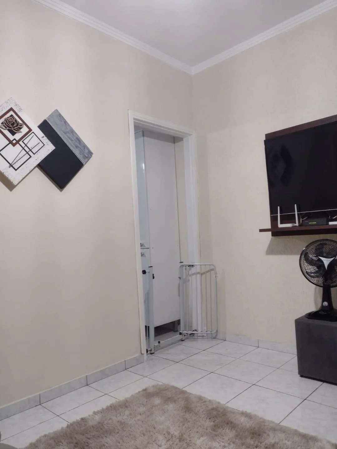 Imagem Casa à venda 2 Quartos, 1 Vaga, 125M², Parque São Domingos, Pindamonhangaba - SP