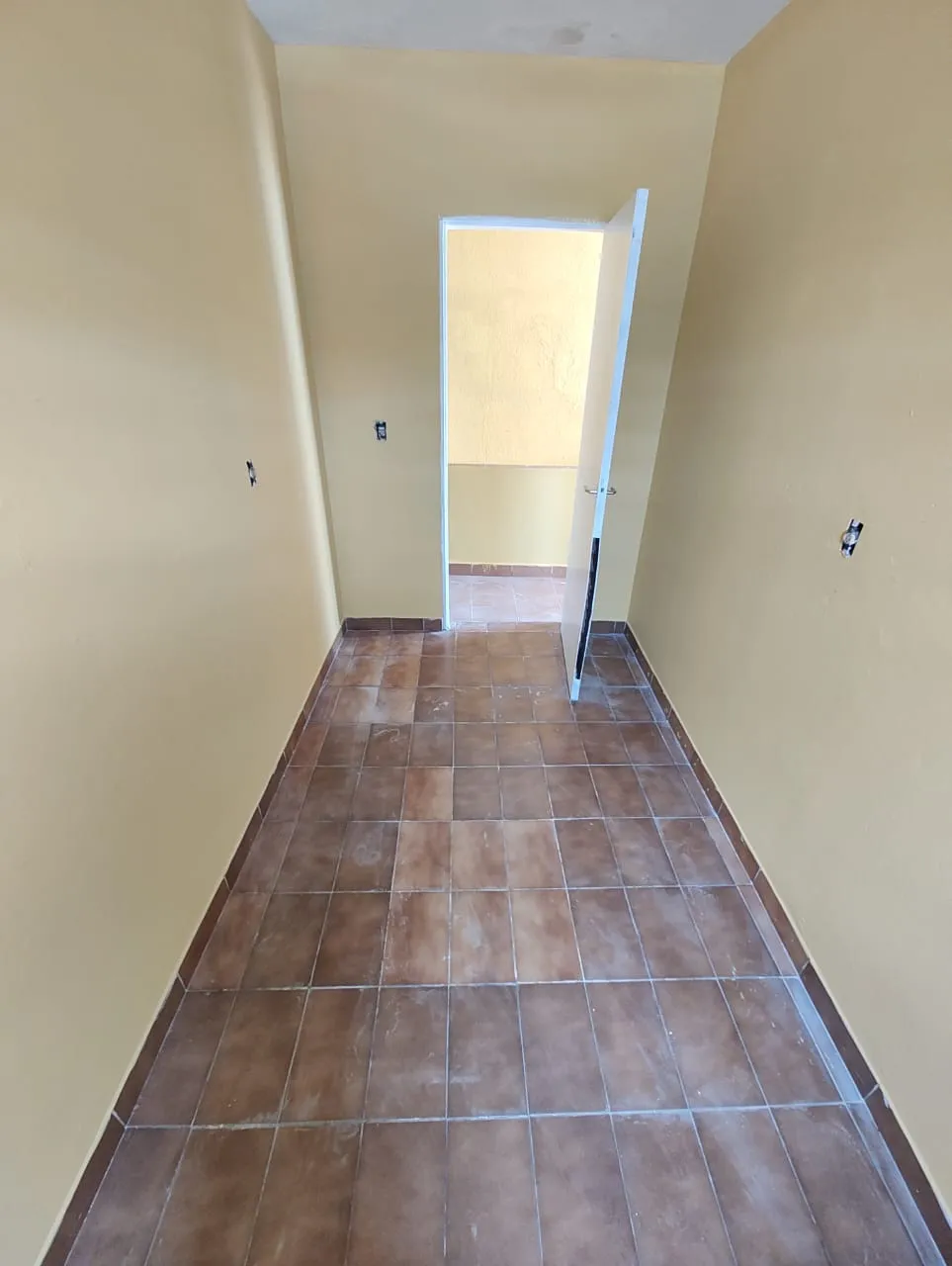 Imagem VENDO AMPLO APARTAMENTO DE 02 DORMITÓRIOS NO BAIRRO JARDIM ORLY!