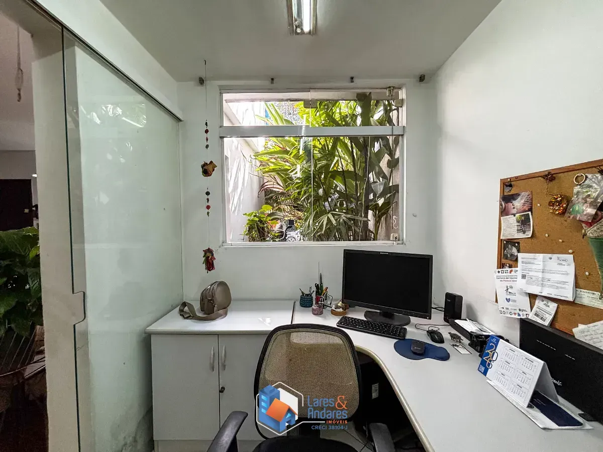 Imagem Sobrado para venda em Jardim Hípico com 3 quartos, sendo 1 suíte, 143m²