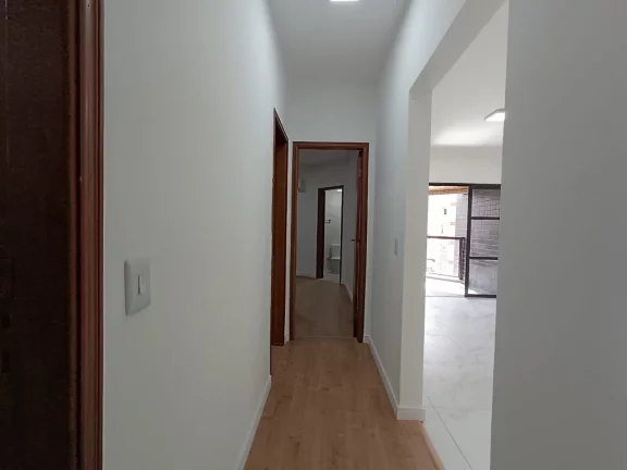 Imagem Apartamento na Ponta da praia com 03 quartos e sacada!
