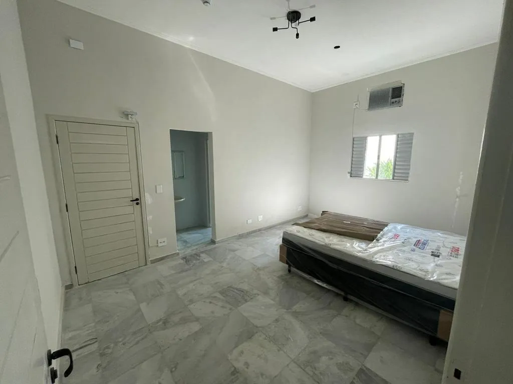 Imagem Incrível Prédio Empresarial para clínicas médicas ou laboratório com 1.450m2