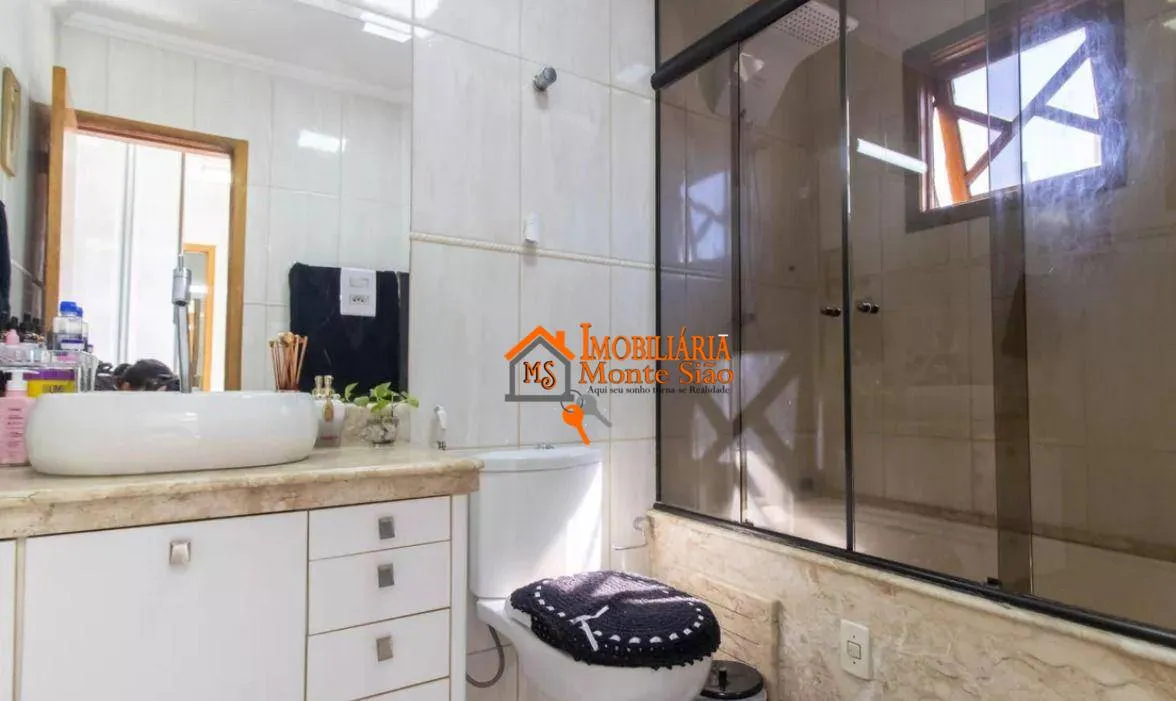 Imagem Sobrado com 3 dormitórios à venda, 165 m² por R$ 1.040.000,00 - Vila Rosália - Guarulhos/SP