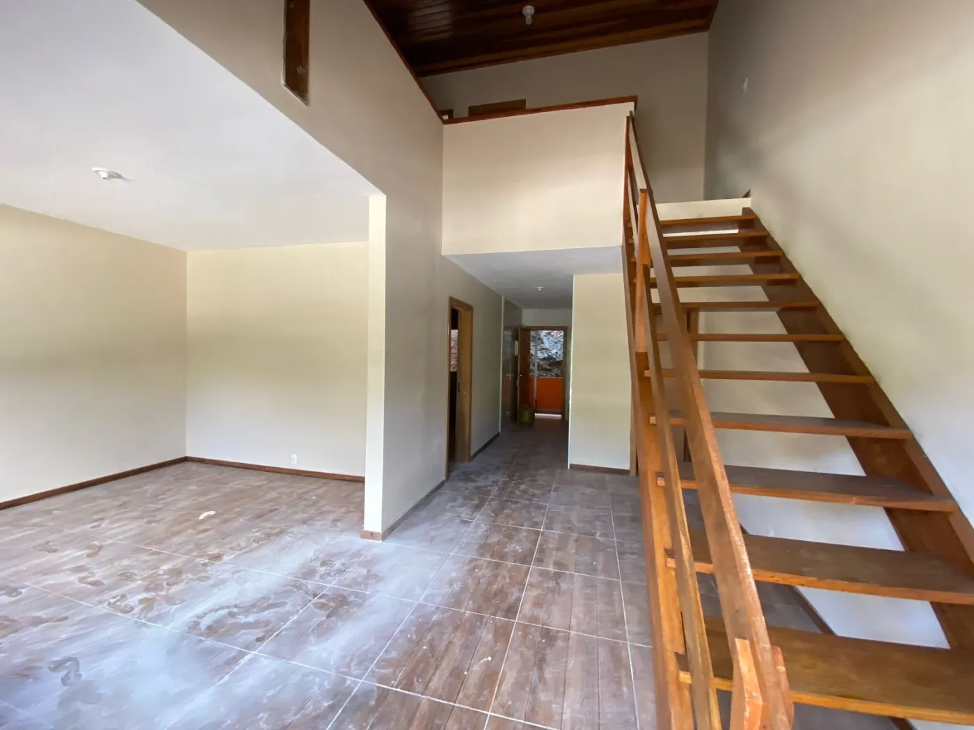 Imagem Casa em Condomínio para Venda em Teresópolis / RJ no bairro Granja Guarani