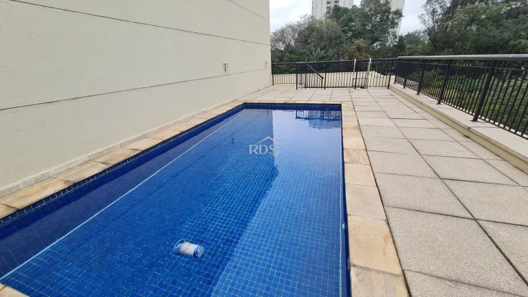 Imagem Vende apartamento cobertura no contrapiso de 510m², com 4 suítes, 5 vagas, depósito e piscina privativa