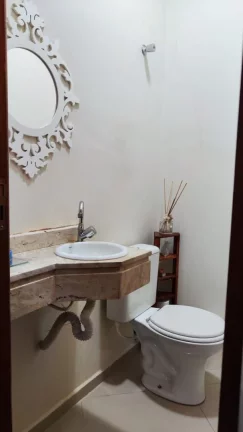 Imagem Sobrado com 2 dormitórios à venda, 158 m² por R$ 605.000,00 - Jardim Primavera - Jacareí/SP