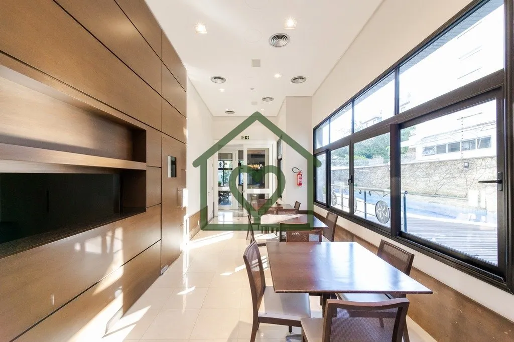 Imagem Apresentamos um sofisticado apartamento de 365m² de área privativa nos altos do bairro Bela Vista,...
