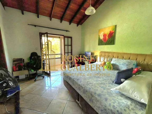 Imagem CASA COM 3 SUÍTES NO CENTRO E CARAGUATATUBA A 100 METROS DA PRAIA