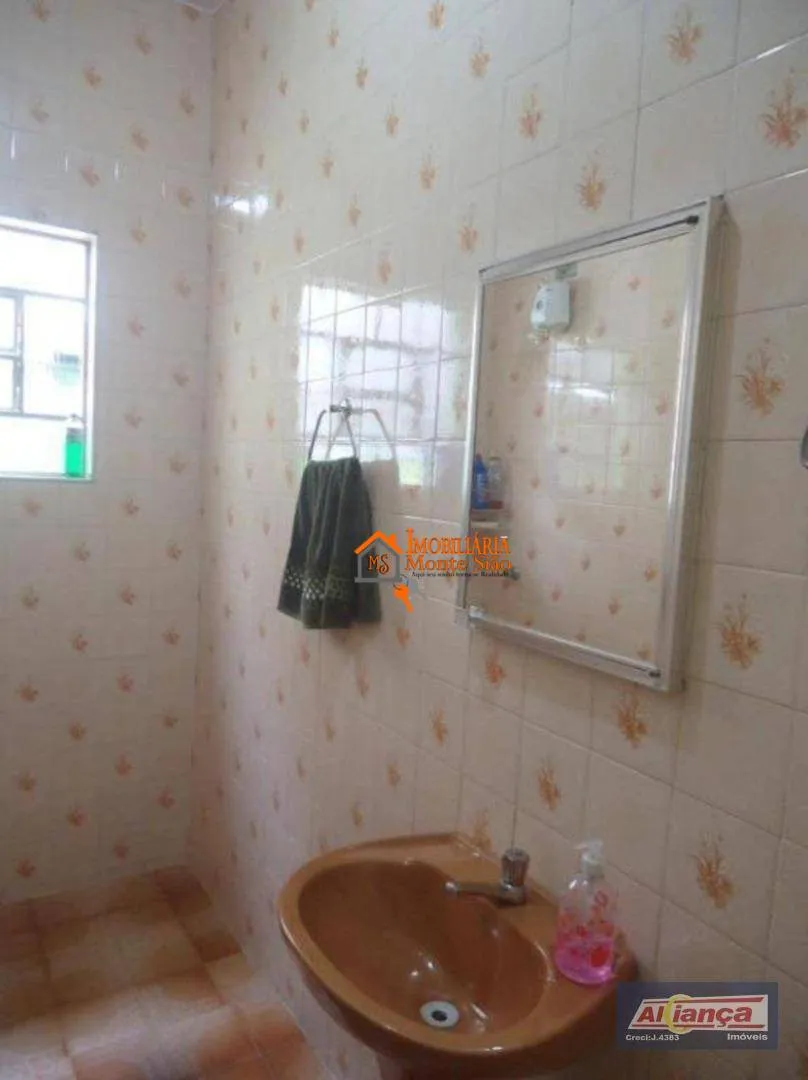 Imagem Sobrado com 3 dormitórios à venda, 191 m² por R$ 530.000,00 - Jardim Presidente Dutra - Guarulhos/SP