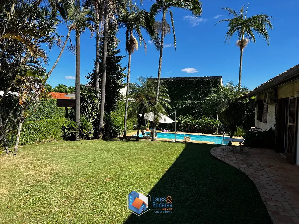 Imagem Casa para venda em Interlagos com 5 quartos, sendo 3 suítes, 370m²