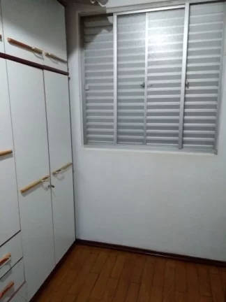 Imagem Oportunidade! Apartamento de 47m², sendo 02 dormitórios, sala, banheiro social com gabinete, cozin...