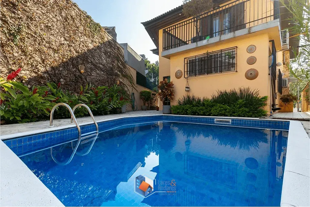 Imagem Casa à venda 3 Quartos 3 Suites 5 Vagas 310M² Alto da Lapa São Paulo - SP