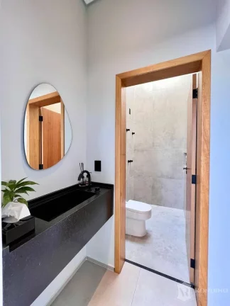 Imagem Casa assobradada no condomínio Sunlake, 3 dormitórios e piscina