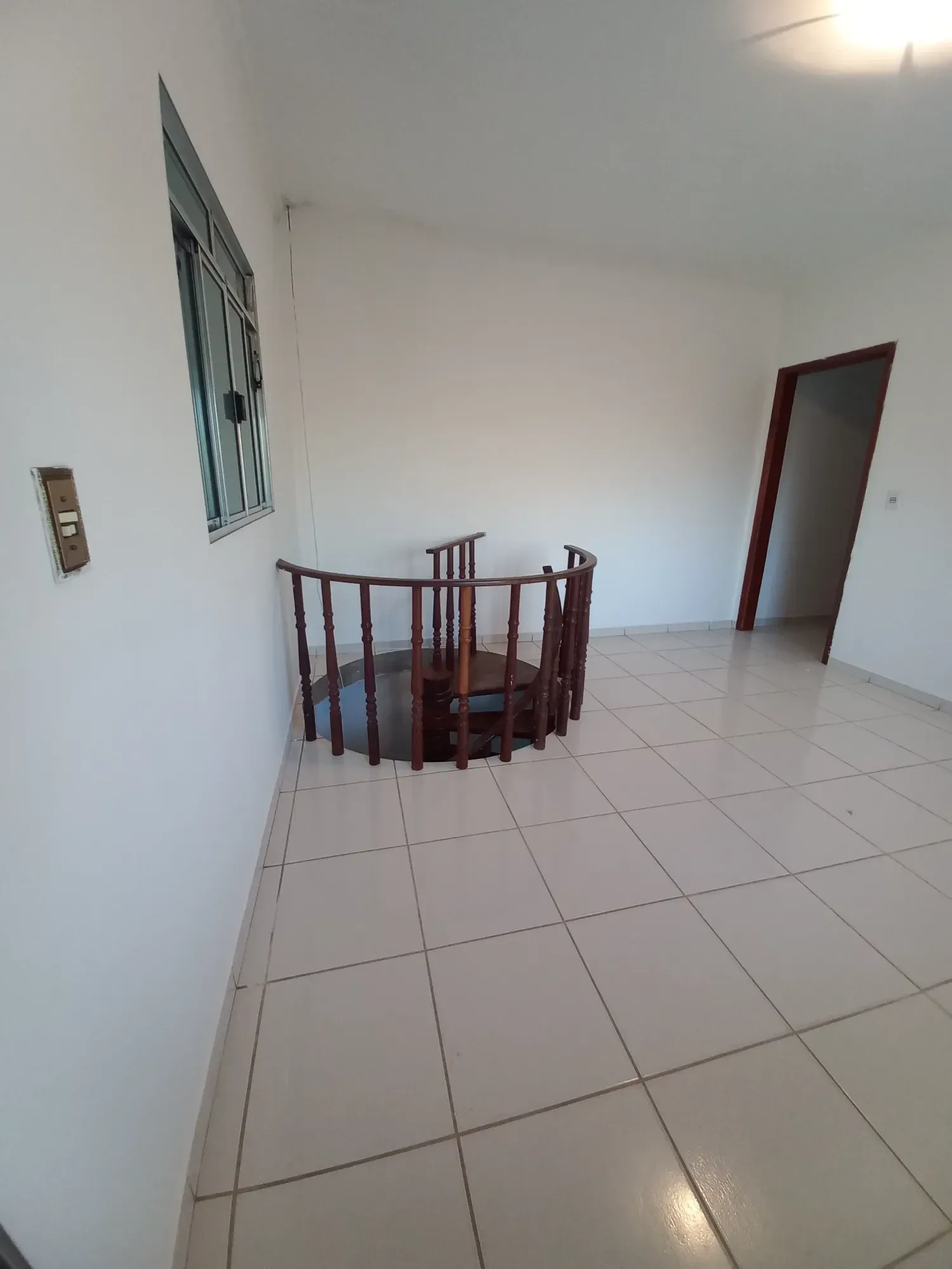 Imagem Casa com 3 Quartos para Alugar, 103 m² em Parque dos Príncipes - Jacareí